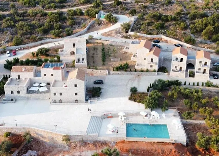 호텔 Koukouri Village Kafiona