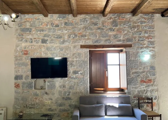 호텔 Koukouri Village 4*